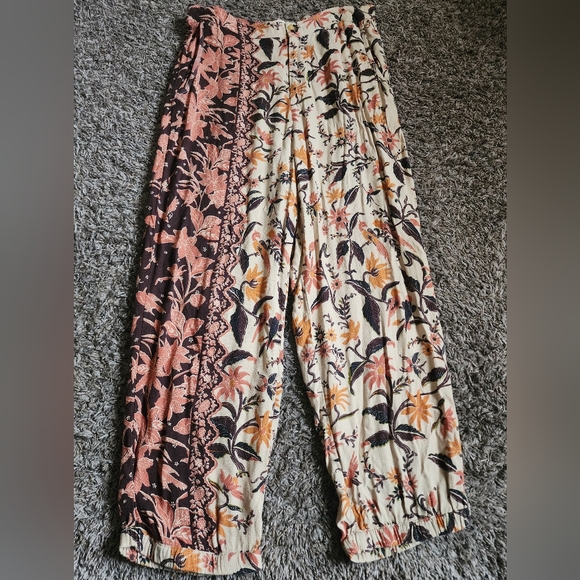 Anthropologie Smocked Balloon-Leg Bird Floral Print Pants Sz 12 - Picture 2 of 9